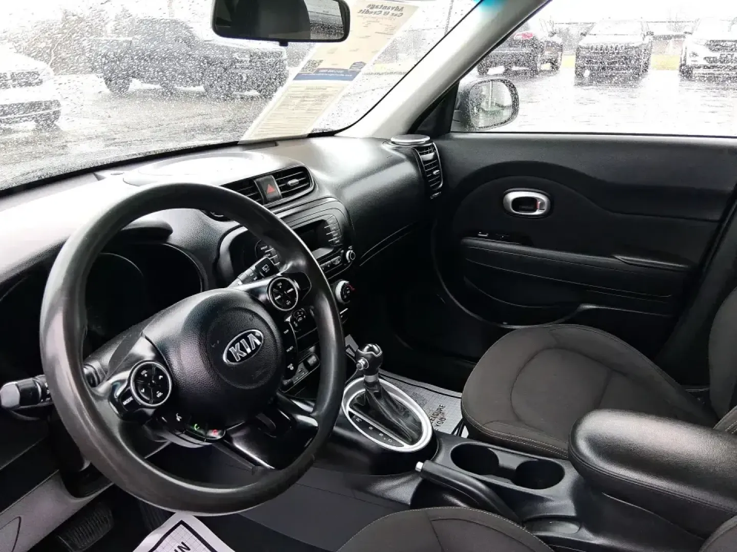 2015 Kia Soul Base (KNDJN2A25F7) with an 1.6L L4 DOHC 16V engine, located at 1099 N County Rd 25A , Troy, OH, 45373, (937) 908-9800, 40.057079, -84.212883 - Picture your next week in Troy: an easy commute up N County Rd 25A, a quick grocery run near the Miami County Fairgrounds, and a Saturday drive down I75 for a Dayton day trip-without stressing over parking, fuel costs, or tight cargo space. This 2015 Kia Soul Base is built for real life, making it a - Photo#9