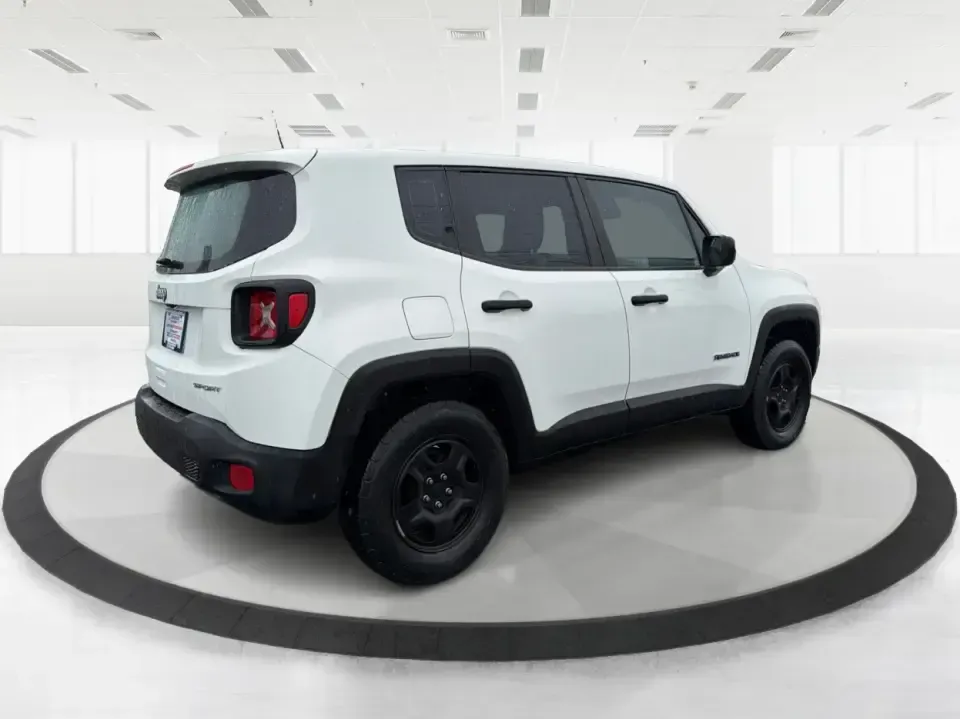 2018 Jeep Renegade Sport 4x4 (ZACCJBAB5JP) with an 2.4L L4 DOHC 16V engine, 6M transmission, located at 880 E. National Road, Vandalia, OH, 45377, (937) 908-9800, 39.891918, -84.183594 - Ready for weekend adventures at Englewood MetroPark, snowy commutes up I75, or a spontaneous road trip down U.S. Route 40? This 2018 Jeep Renegade Sport 4x4 is the kind of compact SUV that fits real life in Vandalia, OH-easy to park around town, confident when the weather turns, and versatile enough - Photo#2