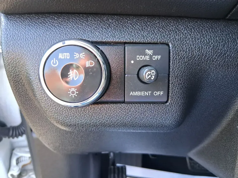 2017 GMC Acadia Base (1GKKVSKD1HJ) with an 3.6L V6 DOHC 24V engine, 6A transmission, located at 1951 S Dayton Lakeview Rd., New Carlisle, OH, 45344, (937) 908-9800, 39.890999, -84.050255 - Load up the family, point the hood toward I70, and make every mile feel easy in this 2017 GMC Acadia-an SUV that's built for real life in and around New Carlisle, Ohio. Whether you're doing school drop-offs, commuting toward Dayton, or planning a weekend run to Buck Creek State Park, this Acadia giv - Photo#17