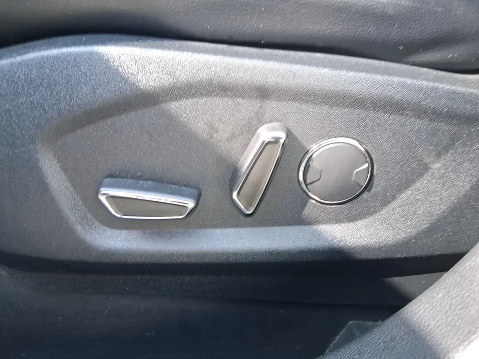 2017 Ford Edge Sport (2FMPK4AP8HB) with an EcoBoost 2.7L V-6 gasoline direct injection engine, 6A transmission, located at 8750 N County Rd 25A, Piqua, OH, 45356, (937) 908-9800, 40.164391, -84.232513 - Weekend road trips up I75, snowy school runs across Miami County, or a daily commute to Troy or Dayton-this 2017 Ford Edge Sport is the kind of SUV that fits real life. With its confident AWD capability, strong EcoBoost power, and family-friendly comfort, it's a smart pick for drivers who want a spo - Photo#18