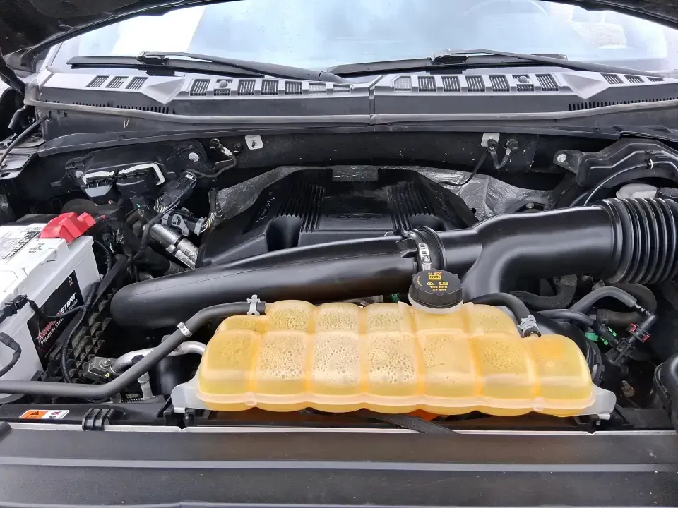 2018 Ford F-150 XLT (1FTEW1EG0JF) with an 3.5L V6 TURBO engine, 6A transmission, located at 880 E. National Road, Vandalia, OH, 45377, (937) 908-9800, 39.891918, -84.183594 - Built for Ohio workweeks and weekend getaways, this 2018 Ford F-150 XLT Crew Cab is the kind of truck that fits real life-hauling home-improvement supplies, towing the toys for a day at the lake, or cruising I-75 with the whole crew in comfort. Finished in Stone Gray and powered by a responsive 3.5L - Photo#11