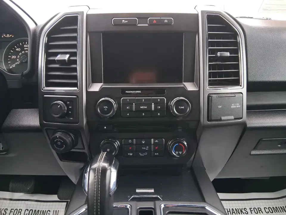 2018 Ford F-150 XLT SuperCrew 5.5-ft. Bed 4WD (1FTEW1EG0JF) with an 3.5L V6 TURBO engine, 6A transmission, located at 1230 East Main St, Xenia, OH, 45385, (937) 908-9800, 39.688026, -83.910172 - Whether your weekends revolve around towing a camper to John Bryan State Park, hauling home-improvement supplies down US-35, or packing the crew for a road trip through the Miami Valley, this **2018 Ford F-150 XLT SuperCrew 4WD** is built for real life in and around **Xenia, Ohio**. With seating for - Photo#12