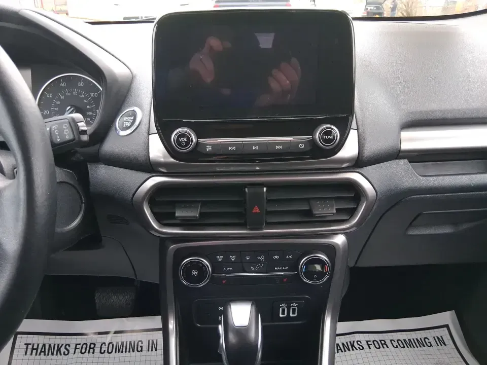 2019 Ford EcoSport SE (MAJ6S3GL7KC) with an 2L I-4 gasoline direct injection engine, 6A transmission, located at 1230 East Main St, Xenia, OH, 45385, (937) 908-9800, 39.688026, -83.910172 - Weekend getaways to Caesar Creek, daily commutes down US35, and quick errands around Greene County feel easier in a compact SUV that's sized for real life. This **2019 Ford EcoSport SE** is the kind of do-it-all crossover that fits tight parking spots in downtown Xenia, still has room for groceries - Photo#12