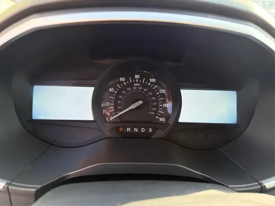 2017 Ford Edge Titanium (2FMPK4K87HB) with an 3.5L V6 DOHC 24V engine, 6A transmission, located at 880 E. National Road, Vandalia, OH, 45377, (937) 908-9800, 39.891918, -84.183594 - Pack up the family, load the cargo area, and point the hood toward your next weekend getaway-this 2017 Ford Edge Titanium is the kind of SUV that makes everyday life in Xenia easier and road trips across Ohio more comfortable. With confident AWD capability, a strong 3.5L V6, and premium Titanium ame - Photo#15