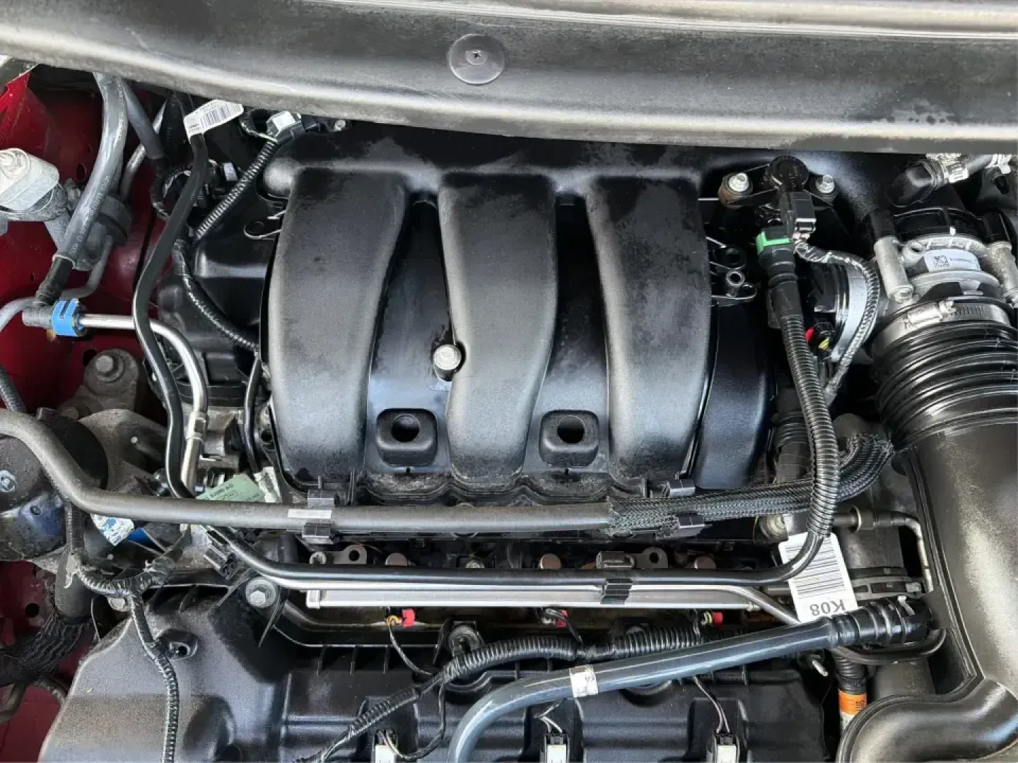 2018 Ford Explorer XLT (1FM5K8D87JG) with an EcoBoost 2.3L I-4 gasoline direct injection engine, 6A transmission, located at 1230 East Main St, Xenia, OH, 45385, (937) 908-9800, 39.688026, -83.910172 - Whether you're hauling the family to practice, commuting up I-75, or packing up for a weekend at Indian Lake, this 2018 Ford Explorer XLT is built for real-life Ohio schedules. With confident 4WD/AWD traction, three-row flexibility, and turbocharged EcoBoost power, it's a smart SUV for drivers who w - Photo#11