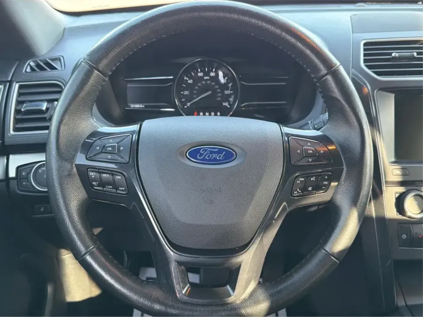 2018 Ford Explorer XLT (1FM5K8D87JG) with an EcoBoost 2.3L I-4 gasoline direct injection engine, 6A transmission, located at 1230 East Main St, Xenia, OH, 45385, (937) 908-9800, 39.688026, -83.910172 - Whether you're hauling the family to practice, commuting up I-75, or packing up for a weekend at Indian Lake, this 2018 Ford Explorer XLT is built for real-life Ohio schedules. With confident 4WD/AWD traction, three-row flexibility, and turbocharged EcoBoost power, it's a smart SUV for drivers who w - Photo#16