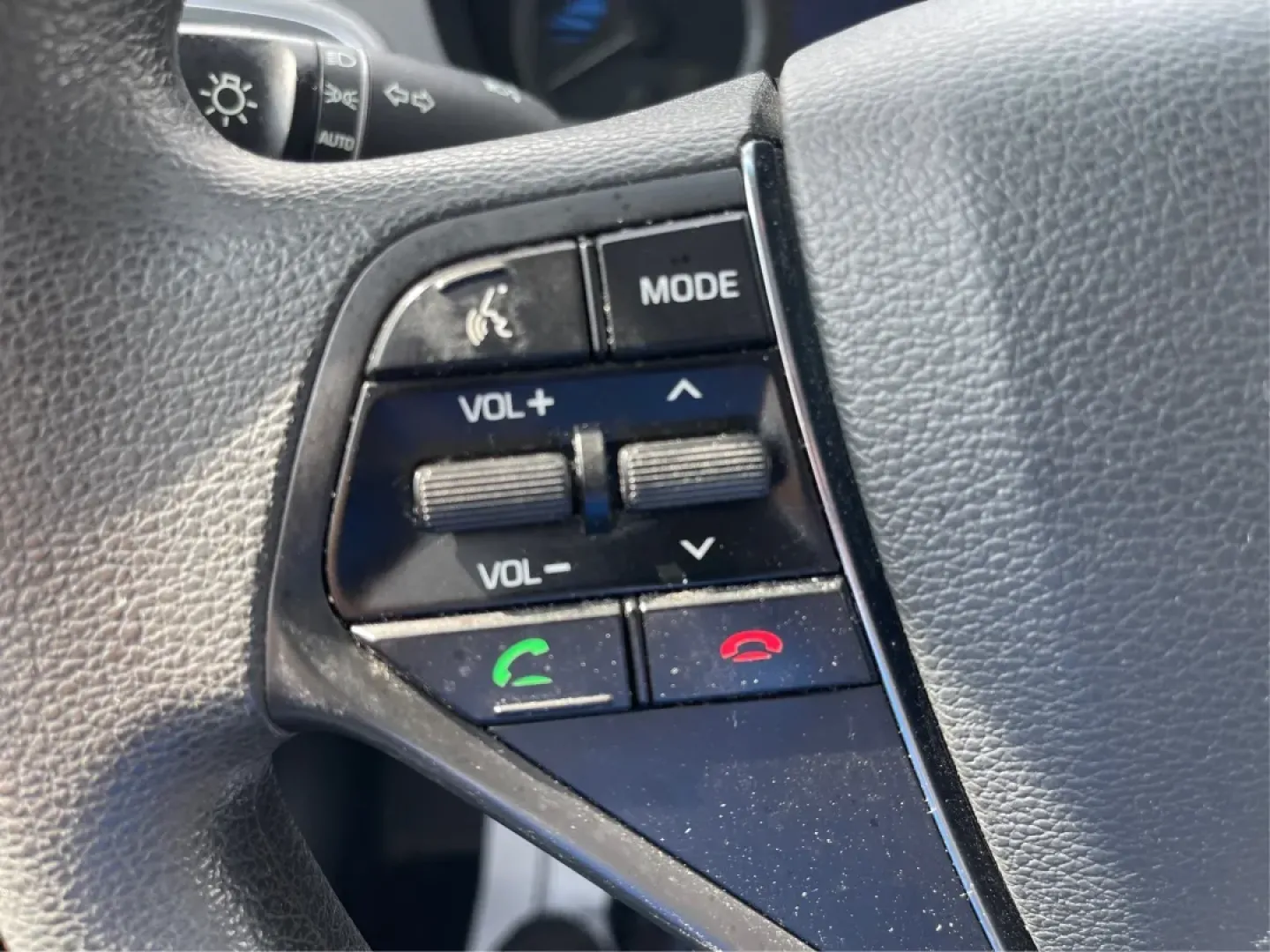 2017 Hyundai Sonata SE (5NPE24AF7HH) with an 2.4L I-4 gasoline direct injection engine, located at 880 E. National Road, Vandalia, OH, 45377, (937) 908-9800, 39.891918, -84.183594 - Are you in search of an affordable, reliable sedan that can keep up with your busy lifestyle? Look no further than this stunning 2017 Hyundai Sonata SE, available now at Advantage Car and Credit in Fairborn, OH. This vehicle is perfect for budget-conscious buyers who need a dependable car for daily - Photo#16
