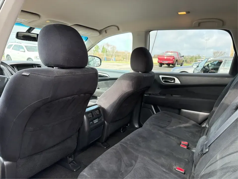 2015 Nissan Pathfinder SV (5N1AR2MN5FC) with an 3.5L V-6 DOHC engine, Continuously Variable Transmission transmission, located at 880 E. National Road, Vandalia, OH, 45377, (937) 908-9800, 39.891918, -84.183594 - Pack the family, load up the gear, and head out for a weekend at Englewood MetroPark or an easy road trip down I70-this 2015 Nissan Pathfinder SV is built for real-life Ohio driving, from school drop-offs to errands along E. National Road. With three-row flexibility and SUV practicality, it's a smar - Photo#10