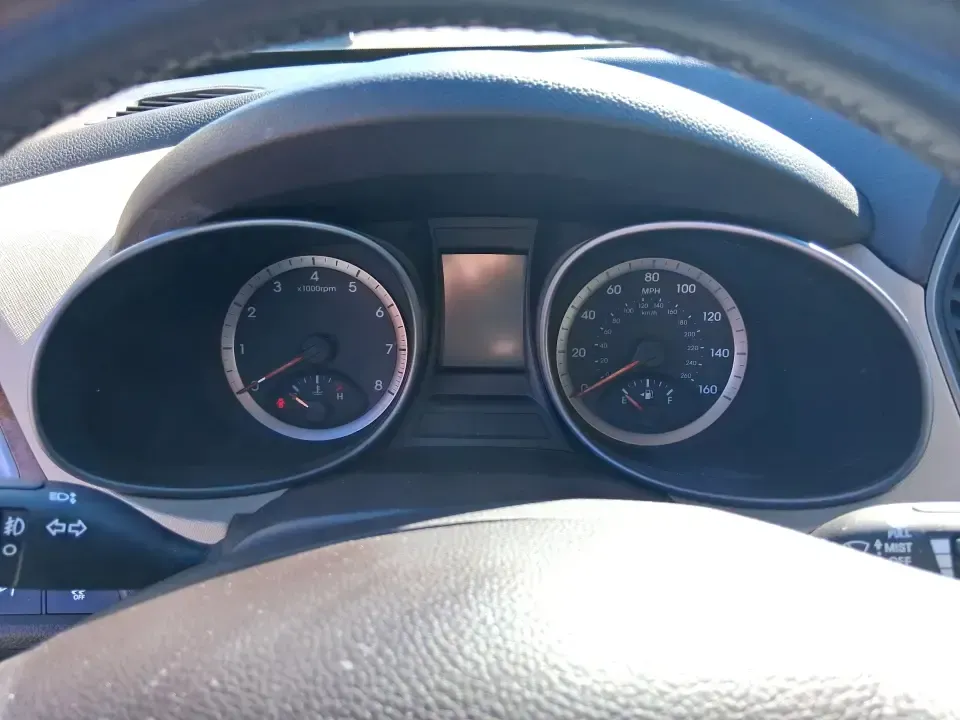 2013 Hyundai Santa Fe Sport (5XYZU3LB7DG) with an Theta II 2.4L I-4 gasoline direct injection engine, 6-Speed Automatic transmission, located at 880 E. National Road, Vandalia, OH, 45377, (937) 908-9800, 39.891918, -84.183594 - Need one SUV that can handle school drop-offs, I75 commutes, and a weekend escape to Taylorsville MetroPark without draining your budget? This 2013 Hyundai Santa Fe Sport is a smart, road-trip-ready crossover that blends everyday practicality with comfort features you'll appreciate on longer drives - Photo#15