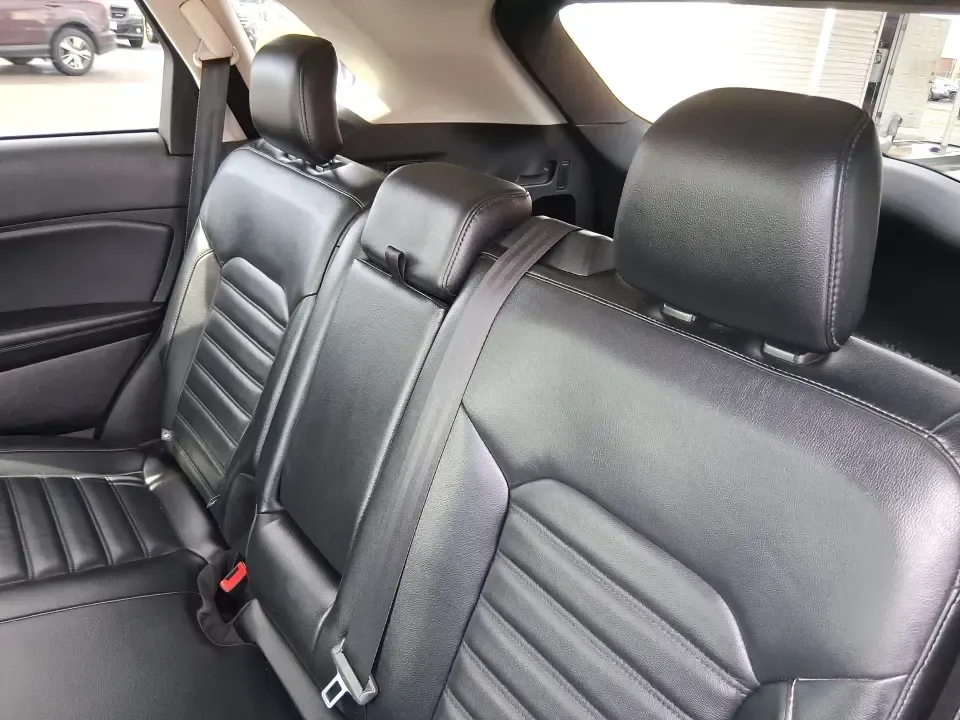 2016 Ford Edge SEL (2FMPK4J88GB) with an 3.5L V6 DOHC 24V engine, 6A transmission, located at 1230 East Main St, Xenia, OH, 45385, (937) 908-9800, 39.688026, -83.910172 - Need one SUV that can handle school drop-offs, long commutes to Dayton, and spontaneous weekend getaways without feeling like a chore? This **2016 Ford Edge SEL** is built for real-life driving in and around **Xenia, Ohio**-with the comfort your family wants, the confidence you need in changing weat - Photo#10