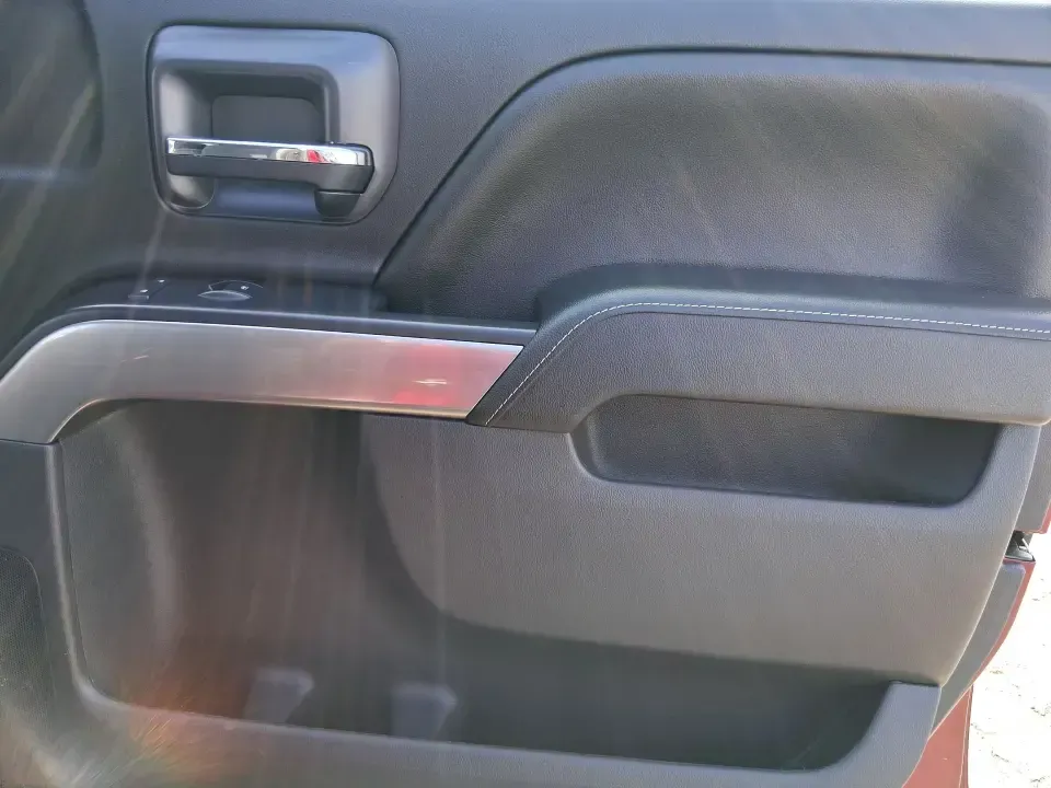 2016 Chevrolet Silverado 1500 1LT (1GCVKRECXGZ) with an EcoTec3 4.3L V-6 gasoline direct injection engine, 6A transmission, located at 8750 N County Rd 25A, Piqua, OH, 45356, (937) 908-9800, 40.164391, -84.232513 - Picture your next weekend: the truck is loaded up for a run to Indian Lake, you've got room for friends in the Double Cab, and there's still plenty of bed space for camping gear, a mower, or that Marketplace find you've been chasing. This 2016 Chevrolet Silverado 1500 1LT 4WD in eye-catching Siren R - Photo#19