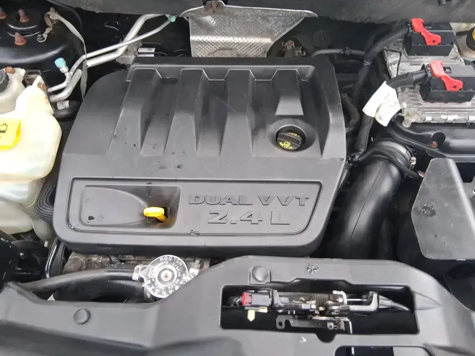 2015 Jeep Patriot Latitude (1C4NJRFB8FD) with an 2.4L I-4 DOHC engine, located at 1951 S Dayton Lakeview Rd., New Carlisle, OH, 45344, (937) 908-9800, 39.890999, -84.050255 - Weekend escapes, snowy school runs, and daily commutes down I75 all get easier when you've got an SUV that's ready for Ohio weather and real-life schedules. This **2015 Jeep Patriot Latitude 4WD** is a practical choice for drivers who want the Jeep look and capability without the oversized footprint - Photo#11