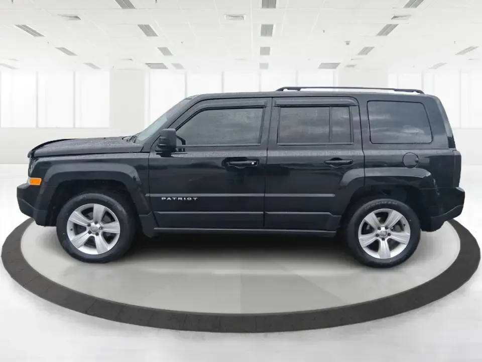 2015 Jeep Patriot Latitude (1C4NJRFB8FD) with an 2.4L I-4 DOHC engine, located at 1184 Kauffman Ave, Fairborn, OH, 45324, (937) 908-9800, 39.807072, -84.030914 - Weekend escapes, snowy school runs, and daily commutes down I75 all get easier when you've got an SUV that's ready for Ohio weather and real-life schedules. This **2015 Jeep Patriot Latitude 4WD** is a practical choice for drivers who want the Jeep look and capability without the oversized footprint - Photo#5