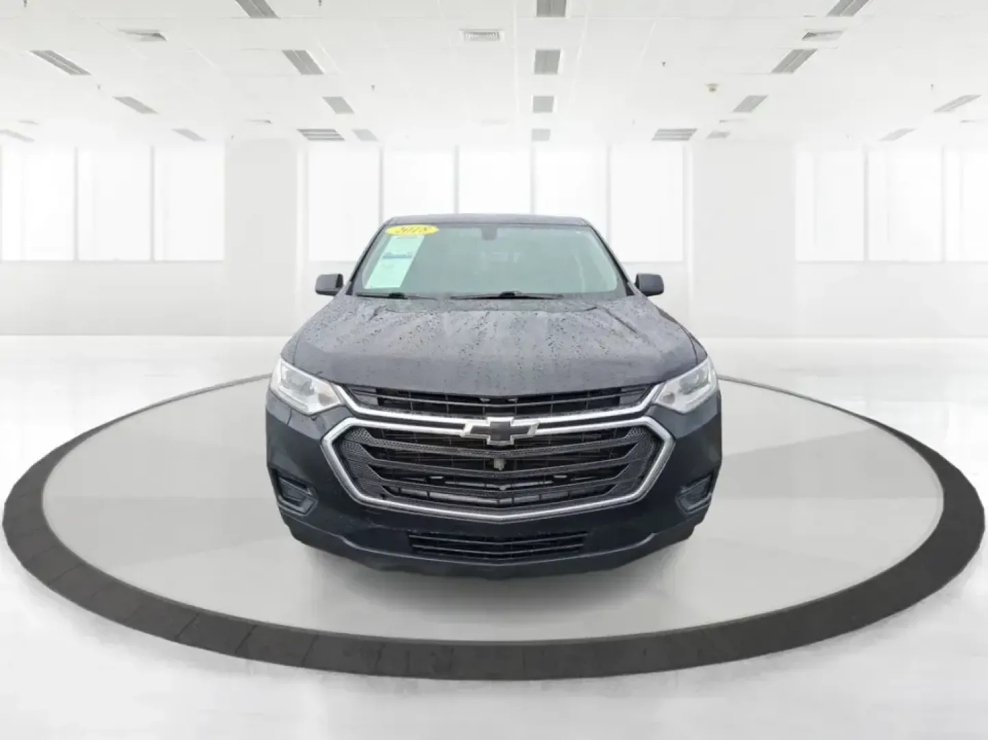 2018 Chevrolet Traverse LS (1GNERFKW3JJ) with an 3.6L V-6 gasoline direct injection engine, 9A transmission, located at 1184 Kauffman Ave, Fairborn, OH, 45324, (937) 908-9800, 39.807072, -84.030914 - Ready for the real world-school drop-offs, long commutes to Wright-Patterson AFB, and weekend road trips out toward Yellow Springs-this 2018 Chevrolet Traverse LS is the kind of three-row SUV that makes busy life easier. With confident space for people and gear, a smooth ride for I675/I70 driving, a - Photo#5