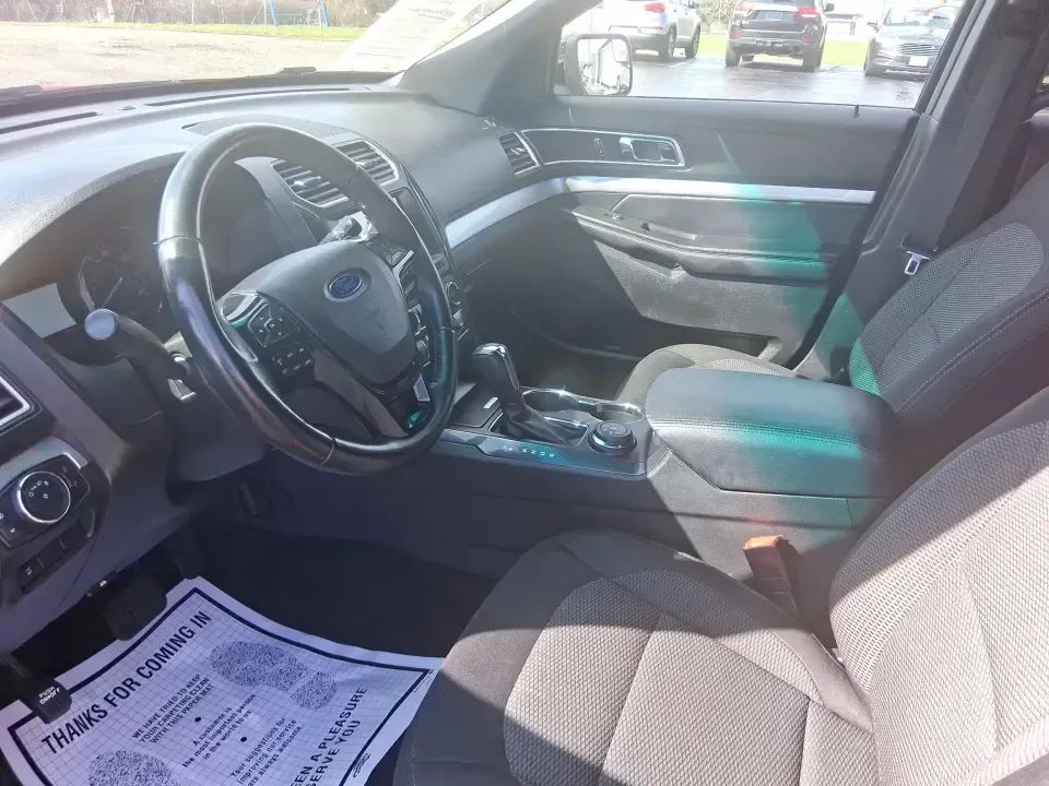 2017 Ford Explorer XLT (1FM5K8DH9HG) with an 2.3L L4 DOHC 16V engine, 6A transmission, located at 401 Woodman Dr, Riverside, OH, 45431, (937) 908-9800, 39.760899, -84.123421 - Weekend road trips to Caesar Creek, daily school drop-offs, or a comfortable commute down I75-this 2017 Ford Explorer XLT is built for real life in the Miami Valley. With three-row versatility, confident capability, and practical comfort, it's a smart choice for growing families, active couples, and - Photo#9