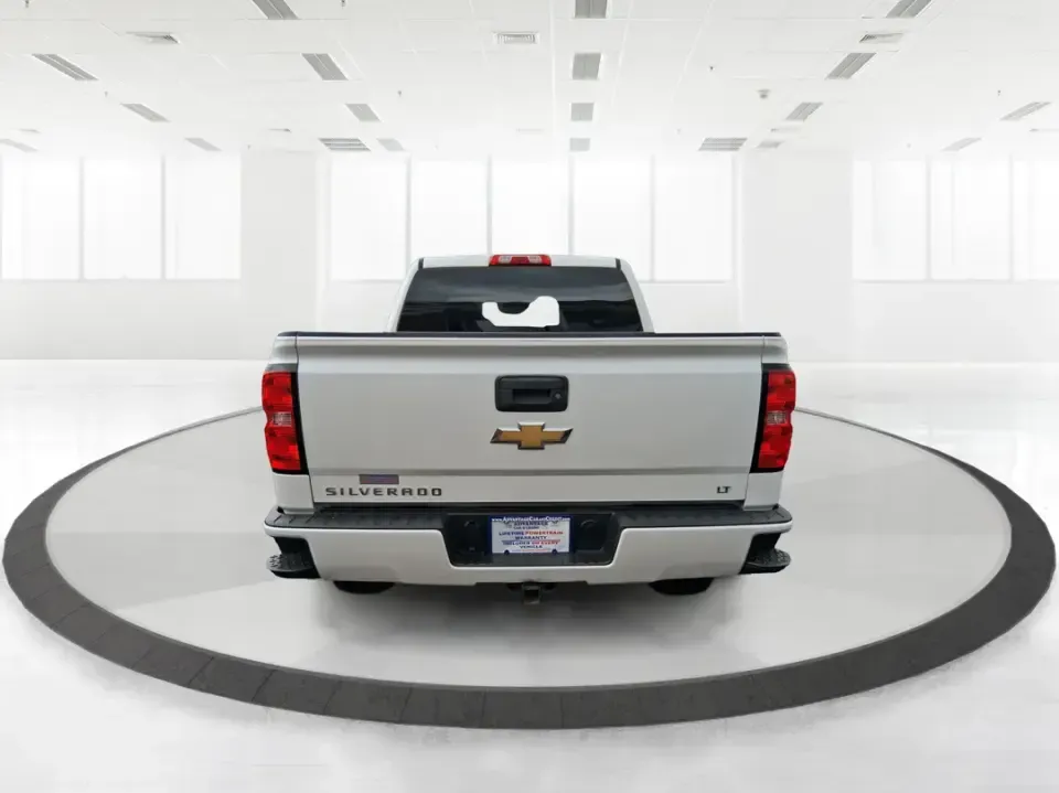 2017 Chevrolet Silverado 1500 2LT (3GCUKREH9HG) with an 4.3L V6 OHV 12V engine, 6A transmission, located at 8750 N County Rd 25A, Piqua, OH, 45356, (937) 908-9800, 40.164391, -84.232513 - Need a truck that can handle weekday work runs, weekend projects, and spontaneous road trips out toward Caesar Creek or up I75 without feeling like a compromise? This 2017 Chevrolet Silverado 1500 2LT Crew Cab 4WD is built for real life in the Miami Valley-roomy enough for friends or family, strong - Photo#3