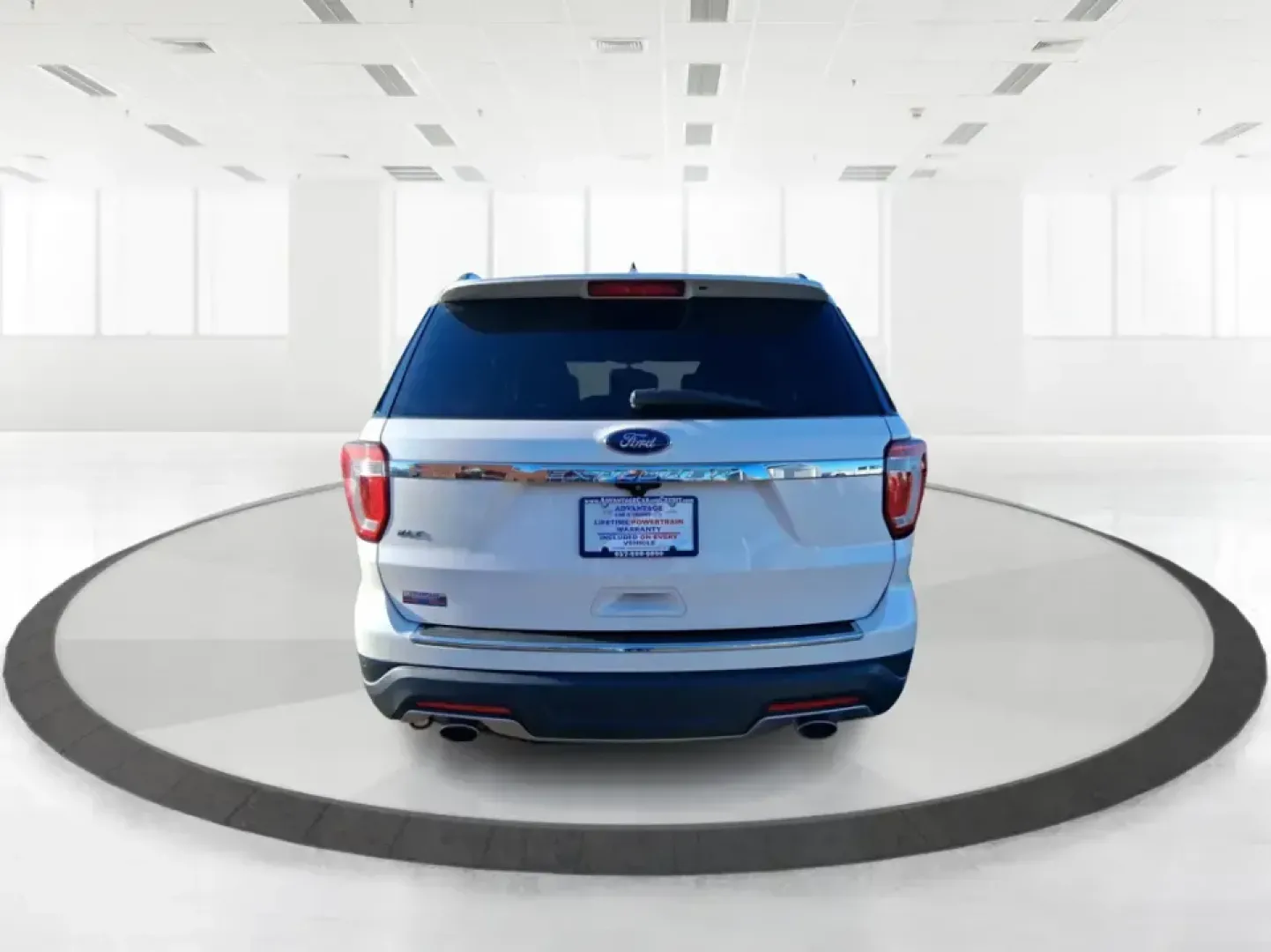 2018 Ford Explorer XLT (1FM5K7D80JG) with an EcoBoost 2.3L I-4 gasoline direct injection engine, 6A transmission, located at 1099 N County Rd 25A , Troy, OH, 45373, (937) 908-9800, 40.057079, -84.212883 - Pack up the kids, cue up your favorite playlist, and point the hood toward a weekend getaway-this 2018 Ford Explorer XLT is the kind of SUV that fits real life in Troy, Ohio. Whether you're shuttling to practice, commuting up I75, or planning a day trip to Charleston Falls Preserve, the Explorer's r - Photo#3