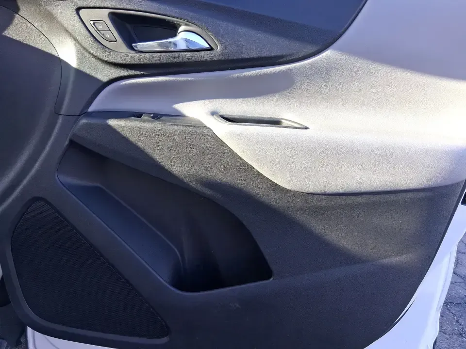 2018 Chevrolet Equinox LS (3GNAXHEV0JS) with an 1.5L I-4 gasoline direct injection engine, 6A transmission, located at 1951 S Dayton Lakeview Rd., New Carlisle, OH, 45344, (937) 908-9800, 39.890999, -84.050255 - Picture your next Ohio weekend: groceries and sports gear loaded up, the kids comfortable in back, and you're cruising from New Carlisle to Dayton or Springfield with a small SUV that's easy to park, confident on I70, and efficient enough for daily commuting. This 2018 Chevrolet Equinox LS is built - Photo#19