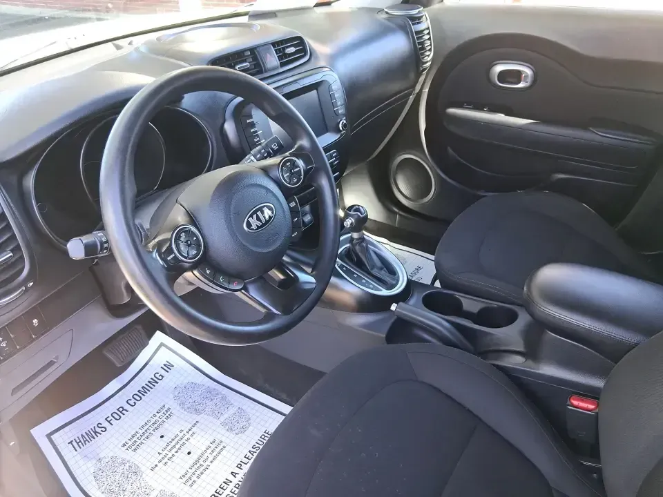 2019 Kia Soul Base (KNDJN2A20K7) with an 1.6L L4 DOHC 16V engine, 6M transmission, located at 4508 South Dixie Dr, Moraine, OH, 45439, (937) 908-9800, 39.689976, -84.218452 - Need a smart, easy-to-park ride for the daily commute down South Dixie Drive, quick errands near the Dayton Mall, or weekend drives out toward Carillon Historical Park? This 2019 Kia Soul Base in bright White is a practical, city-friendly wagon that fits real life in Moraine, Ohio-roomy enough for g - Photo#9