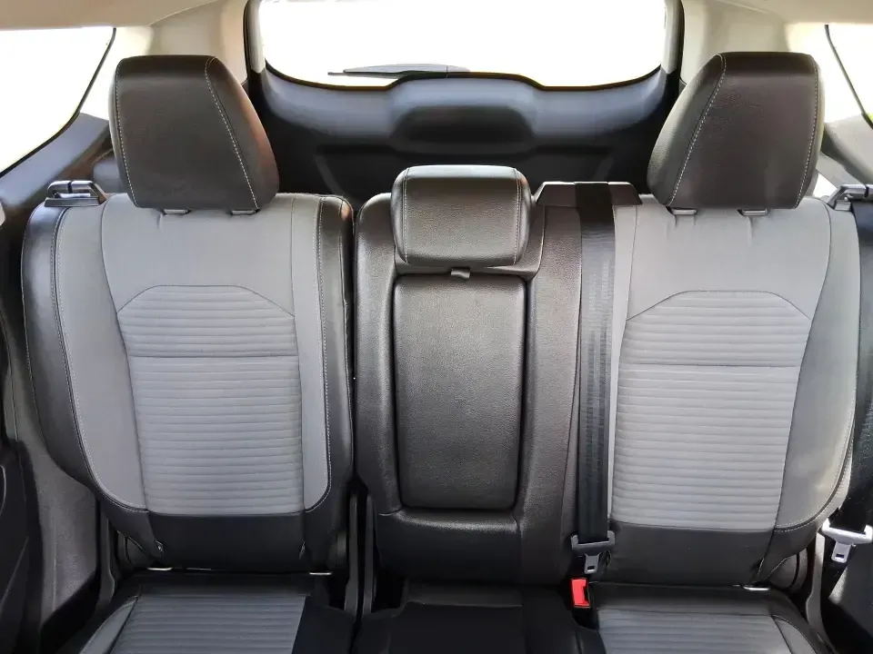 2017 Ford Escape SE (1FMCU9GD2HU) with an 1.5L L4 DOHC 16V engine, 6A transmission, located at 880 E. National Road, Vandalia, OH, 45377, (937) 908-9800, 39.891918, -84.183594 - Make every day easier-whether you're tackling a long commute up I-75, shuttling kids between school and practice, or packing up for a weekend escape to the Dayton area parks. This 2017 Ford Escape SE in Magnetic Metallic is the kind of compact SUV that fits real life in Vandalia, OH: easy to park, c - Photo#13