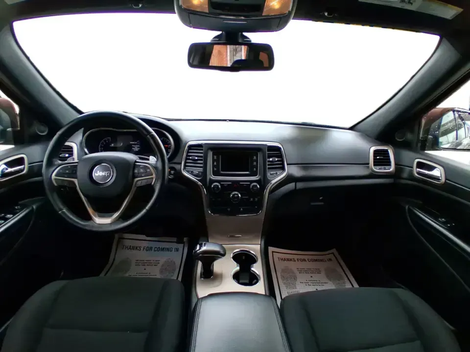 2015 Jeep Grand Cherokee Laredo (1C4RJFAG5FC) with an 3.6L V-6 DOHC engine, 8-Speed Automatic transmission, located at 1099 N County Rd 25A , Troy, OH, 45373, (937) 908-9800, 40.057079, -84.212883 - Need one SUV that can handle school drop-offs in the morning, a smooth I75 commute at lunchtime, and a last-minute weekend escape to the Miami Valley trails? This 2015 Jeep Grand Cherokee Laredo 4WD is built for real life in Troy, Ohio-comfortable enough for daily driving, confident enough for unpre - Photo#21