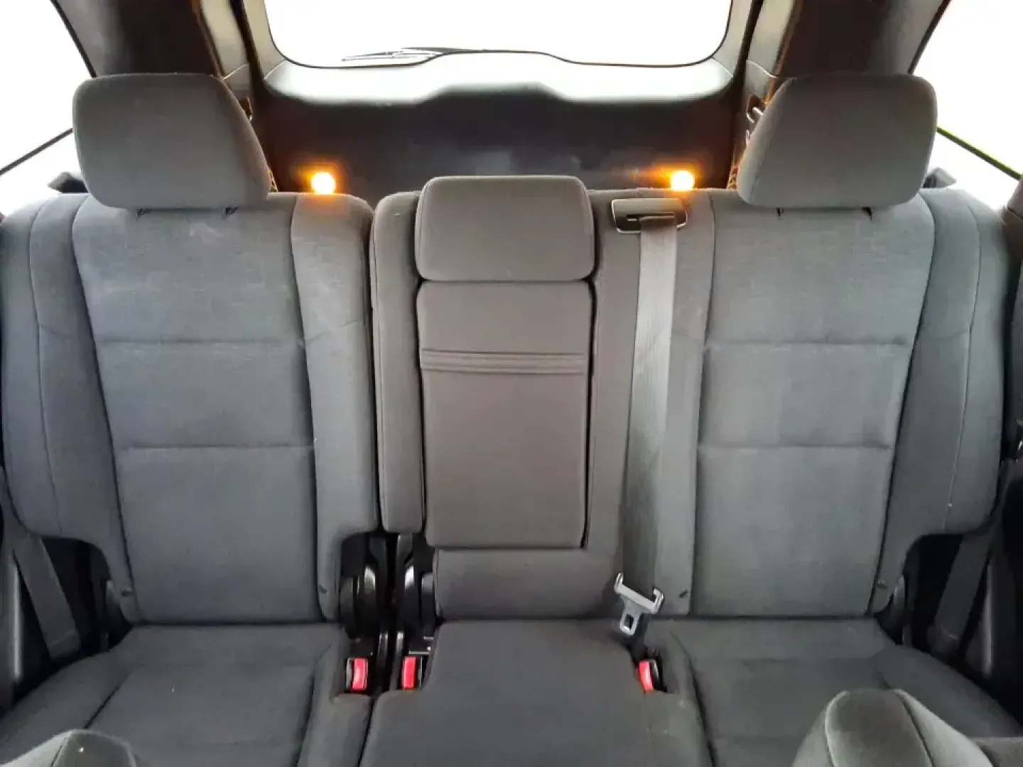 2015 Jeep Grand Cherokee Laredo (1C4RJFAG5FC) with an 3.6L V-6 DOHC engine, 8-Speed Automatic transmission, located at 1951 S Dayton Lakeview Rd., New Carlisle, OH, 45344, (937) 908-9800, 39.890999, -84.050255 - Need one SUV that can handle school drop-offs in the morning, a smooth I75 commute at lunchtime, and a last-minute weekend escape to the Miami Valley trails? This 2015 Jeep Grand Cherokee Laredo 4WD is built for real life in Troy, Ohio-comfortable enough for daily driving, confident enough for unpre - Photo#14