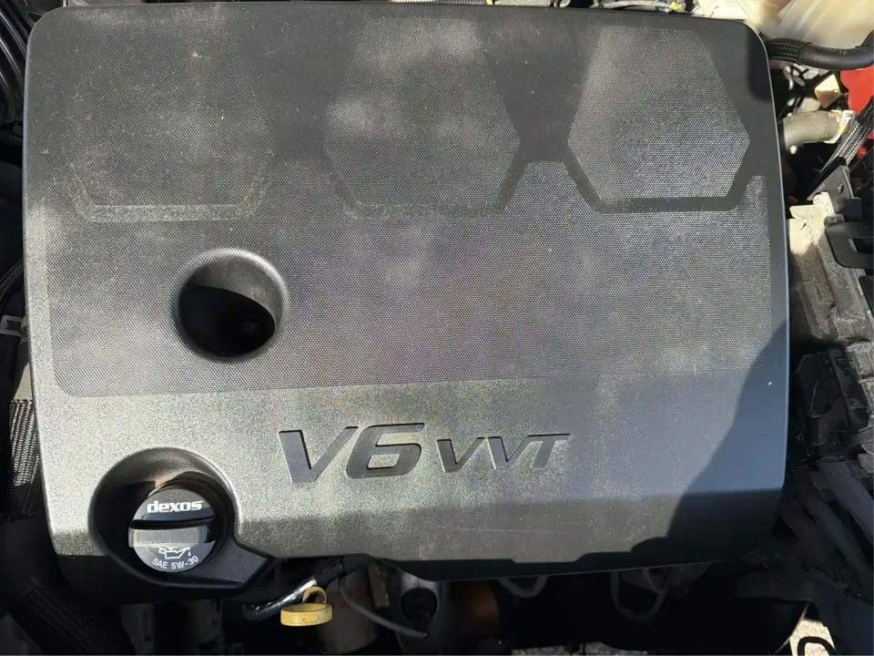 2018 Buick Enclave Premium (5GAEVBKW6JJ) with an 3.6L V-6 gasoline direct injection engine, 9A transmission, located at 1230 East Main St, Xenia, OH, 45385, (937) 908-9800, 39.688026, -83.910172 - Pack the kids, queue up a playlist, and point the nose toward your next weekend getaway-this 2018 Buick Enclave Premium is built for real life in Troy, Ohio, whether you're doing school drop-offs, a long commute down I-75, or a comfortable road trip to Dayton, Columbus, or the Miami Valley. With thr - Photo#11