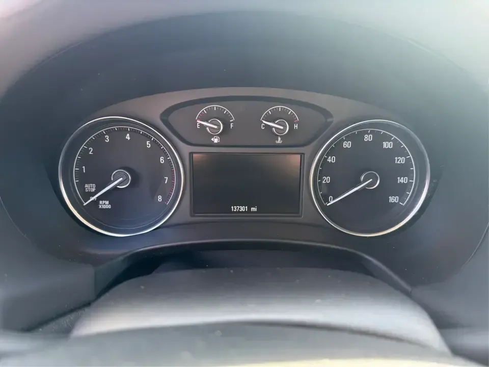 2018 Buick Enclave Premium (5GAEVBKW6JJ) with an 3.6L V-6 gasoline direct injection engine, 9A transmission, located at 1230 East Main St, Xenia, OH, 45385, (937) 908-9800, 39.688026, -83.910172 - Pack the kids, queue up a playlist, and point the nose toward your next weekend getaway-this 2018 Buick Enclave Premium is built for real life in Troy, Ohio, whether you're doing school drop-offs, a long commute down I-75, or a comfortable road trip to Dayton, Columbus, or the Miami Valley. With thr - Photo#15