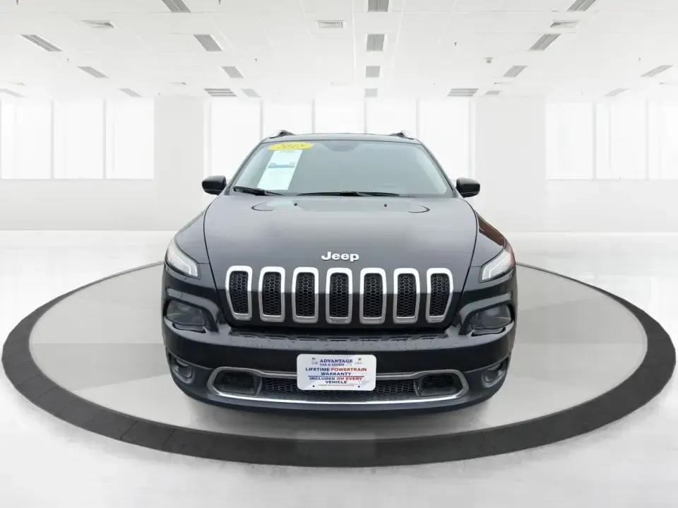2015 Jeep Cherokee Limited (1C4PJMDBXFW) with an 2.4L L4 DOHC 16V engine, 9-Speed Automatic transmission, located at 1230 East Main St, Xenia, OH, 45385, (937) 908-9800, 39.688026, -83.910172 - Need one vehicle that can handle the weekday grind and still feel ready for a last-minute getaway? This 2015 Jeep Cherokee Limited 4WD in Brilliant Black Crystal Pearlcoat is built for Riverside life-comfortable for daily commutes, confident in Ohio weather, and versatile enough for road trips, socc - Photo#7