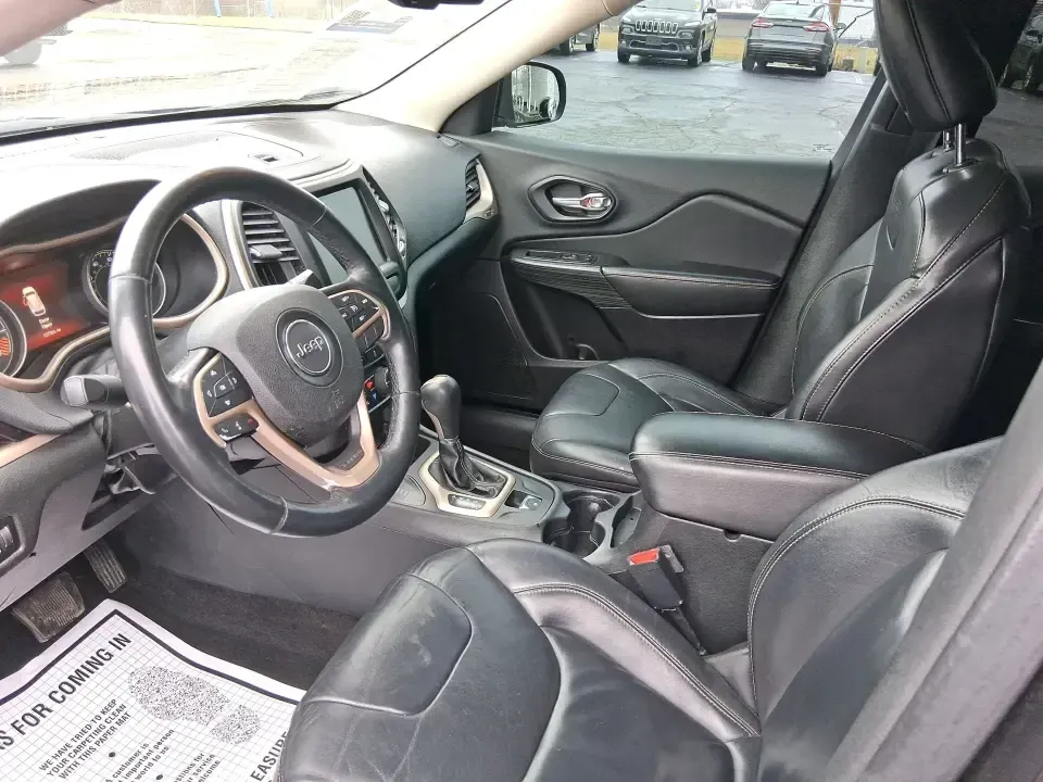 2015 Jeep Cherokee Limited (1C4PJMDBXFW) with an 2.4L L4 DOHC 16V engine, 9-Speed Automatic transmission, located at 1230 East Main St, Xenia, OH, 45385, (937) 908-9800, 39.688026, -83.910172 - Need one vehicle that can handle the weekday grind and still feel ready for a last-minute getaway? This 2015 Jeep Cherokee Limited 4WD in Brilliant Black Crystal Pearlcoat is built for Riverside life-comfortable for daily commutes, confident in Ohio weather, and versatile enough for road trips, socc - Photo#9