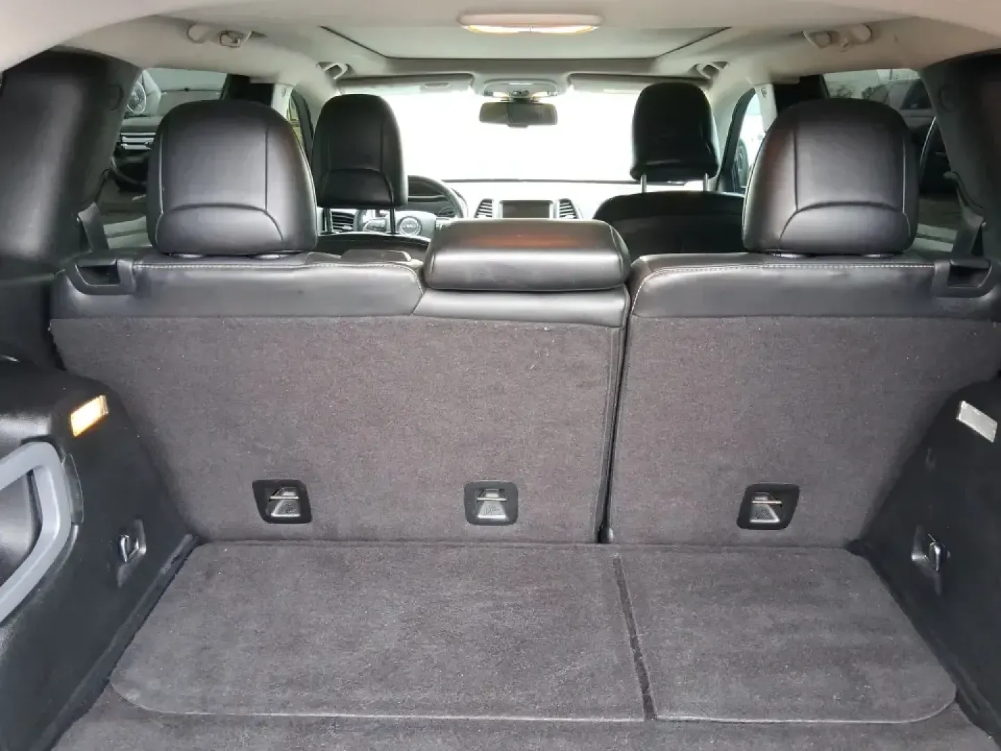 2015 Jeep Cherokee Limited (1C4PJMDBXFW) with an 2.4L L4 DOHC 16V engine, 9-Speed Automatic transmission, located at 401 Woodman Dr, Riverside, OH, 45431, (937) 908-9800, 39.760899, -84.123421 - Need one vehicle that can handle the weekday grind and still feel ready for a last-minute getaway? This 2015 Jeep Cherokee Limited 4WD in Brilliant Black Crystal Pearlcoat is built for Riverside life-comfortable for daily commutes, confident in Ohio weather, and versatile enough for road trips, socc - Photo#12