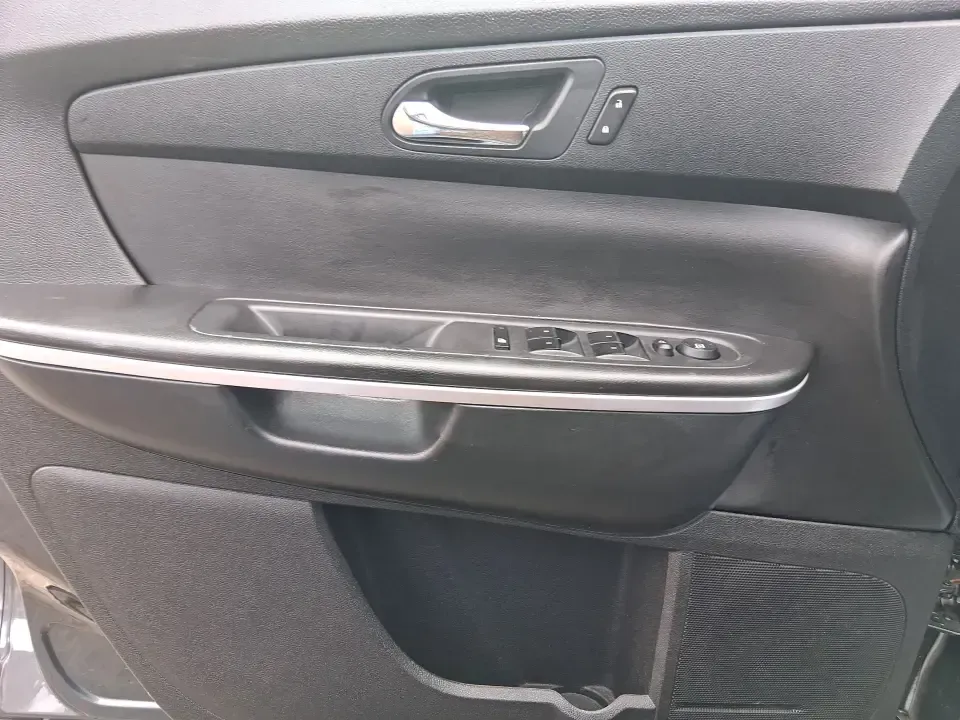 2012 GMC Acadia SL (1GKKRNED6CJ) with an 3.6L V-6 gasoline direct injection engine, 6-Speed Automatic transmission, located at 8750 N County Rd 25A, Piqua, OH, 45356, (937) 908-9800, 40.164391, -84.232513 - Pack up the kids, load the cooler, and point the SUV toward your next weekend getaway-this 2012 GMC Acadia SL is built for real-life Ohio driving, from school drop-offs and long commutes to road trips up I-75 and errands around Piqua. With three-row versatility, confident road manners, and family-fr - Photo#18