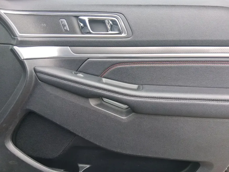 2018 Ford Explorer Sport (1FM5K8GT1JG) with an EcoBoost 3.5L V-6 gasoline direct injection engine, 6A transmission, located at 401 Woodman Dr, Riverside, OH, 45431, (937) 908-9800, 39.760899, -84.123421 - Life moves fast in the Miami Valley-school drop-offs, long commutes, weekend tournaments, and spontaneous road trips down I675 or over to Downtown Dayton-and you need an SUV that can keep up comfortably in every season. This 2018 Ford Explorer Sport in Shadow Black is built for families, commuters, - Photo#20