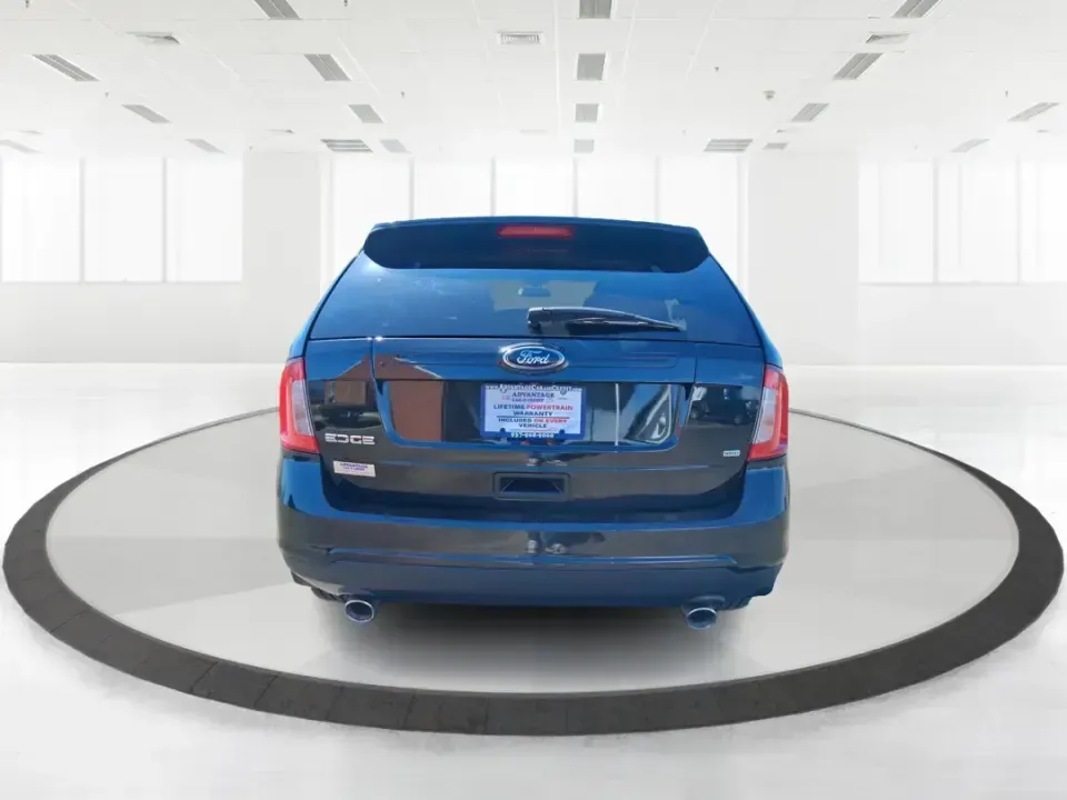 2014 Ford Edge SE (2FMDK4GC2EB) with an 3.5L V-6 DOHC engine, 6-Speed Automatic transmission, located at 401 Woodman Dr, Riverside, OH, 45431, (937) 908-9800, 39.760899, -84.123421 - Whether you're juggling school drop-offs, commuting across the Miami Valley, or packing up for a weekend getaway, this 2014 Ford Edge SE is the kind of SUV that fits real life in Riverside, Ohio. With a roomy cabin, confident traction for unpredictable Midwest weather, and everyday comfort features, - Photo#3