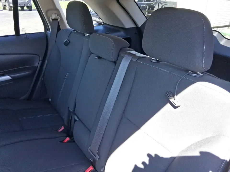 2014 Ford Edge SE (2FMDK4GC2EB) with an 3.5L V-6 DOHC engine, 6-Speed Automatic transmission, located at 401 Woodman Dr, Riverside, OH, 45431, (937) 908-9800, 39.760899, -84.123421 - Whether you're juggling school drop-offs, commuting across the Miami Valley, or packing up for a weekend getaway, this 2014 Ford Edge SE is the kind of SUV that fits real life in Riverside, Ohio. With a roomy cabin, confident traction for unpredictable Midwest weather, and everyday comfort features, - Photo#10