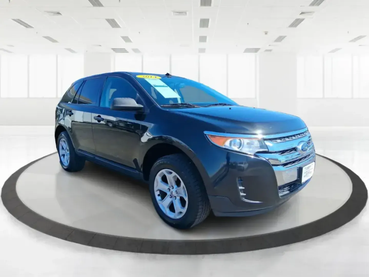 2014 Ford Edge SE (2FMDK4GC2EB) with an 3.5L V-6 DOHC engine, 6-Speed Automatic transmission, located at 401 Woodman Dr, Riverside, OH, 45431, (937) 908-9800, 39.760899, -84.123421 - Whether you're juggling school drop-offs, commuting across the Miami Valley, or packing up for a weekend getaway, this 2014 Ford Edge SE is the kind of SUV that fits real life in Riverside, Ohio. With a roomy cabin, confident traction for unpredictable Midwest weather, and everyday comfort features, - Photo#0