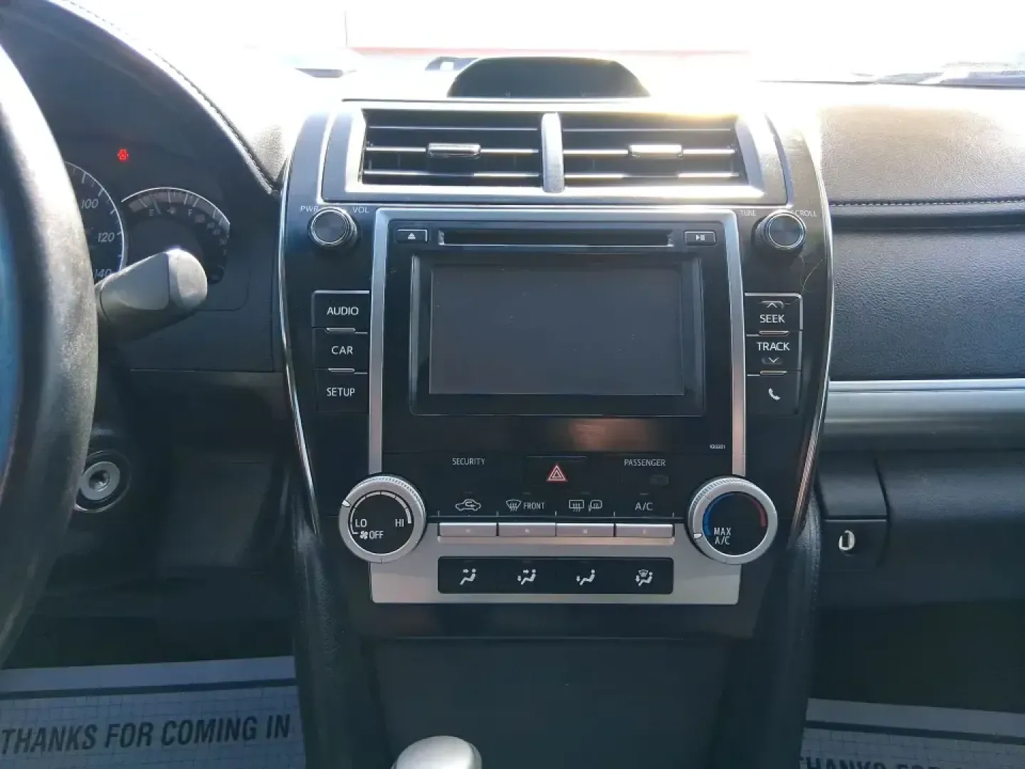 2014 Toyota Camry SE (4T1BF1FK4EU) with an 2.5L I-4 DOHC engine, 6-Speed Automatic transmission, located at 401 Woodman Dr, Riverside, OH, 45431, (937) 908-9800, 39.760899, -84.123421 - Picture your next week going smoother: a reliable commuter for the drive to Wright-Patterson AFB, an easy-to-park sedan for errands around Riverside, and a comfortable ride for weekend trips toward downtown Dayton or a quick loop on I-675. This 2014 Toyota Camry SE is built for real life-dependable, - Photo#13