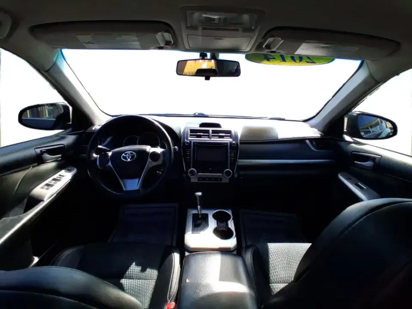 2014 Toyota Camry SE (4T1BF1FK4EU) with an 2.5L I-4 DOHC engine, 6-Speed Automatic transmission, located at 401 Woodman Dr, Riverside, OH, 45431, (937) 908-9800, 39.760899, -84.123421 - Picture your next week going smoother: a reliable commuter for the drive to Wright-Patterson AFB, an easy-to-park sedan for errands around Riverside, and a comfortable ride for weekend trips toward downtown Dayton or a quick loop on I-675. This 2014 Toyota Camry SE is built for real life-dependable, - Photo#20