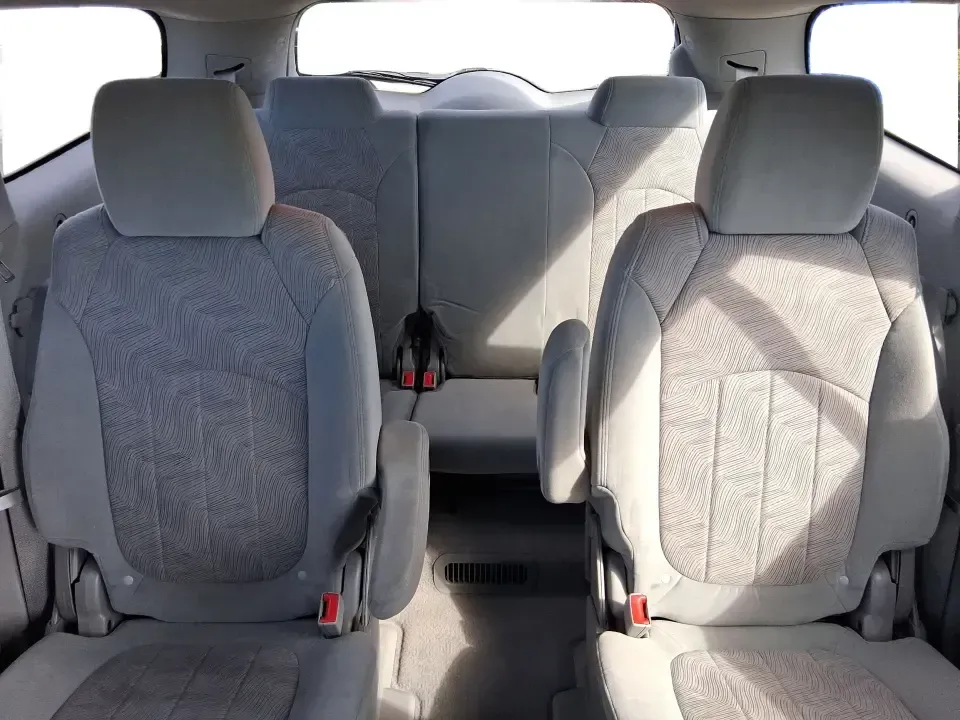 2015 Buick Enclave Convenience (5GAKRAKD3FJ) with an 3.6L V-6 gasoline direct injection engine, 6-Speed Automatic Overdrive transmission, located at 1184 Kauffman Ave, Fairborn, OH, 45324, (937) 908-9800, 39.807072, -84.030914 - 2015 Buick Enclave Convenience - Photo#13