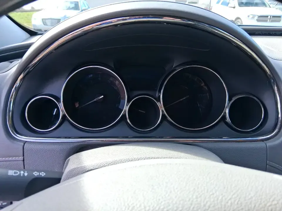 2015 Buick Enclave Convenience (5GAKRAKD3FJ) with an 3.6L V-6 gasoline direct injection engine, 6-Speed Automatic Overdrive transmission, located at 1184 Kauffman Ave, Fairborn, OH, 45324, (937) 908-9800, 39.807072, -84.030914 - 2015 Buick Enclave Convenience - Photo#14