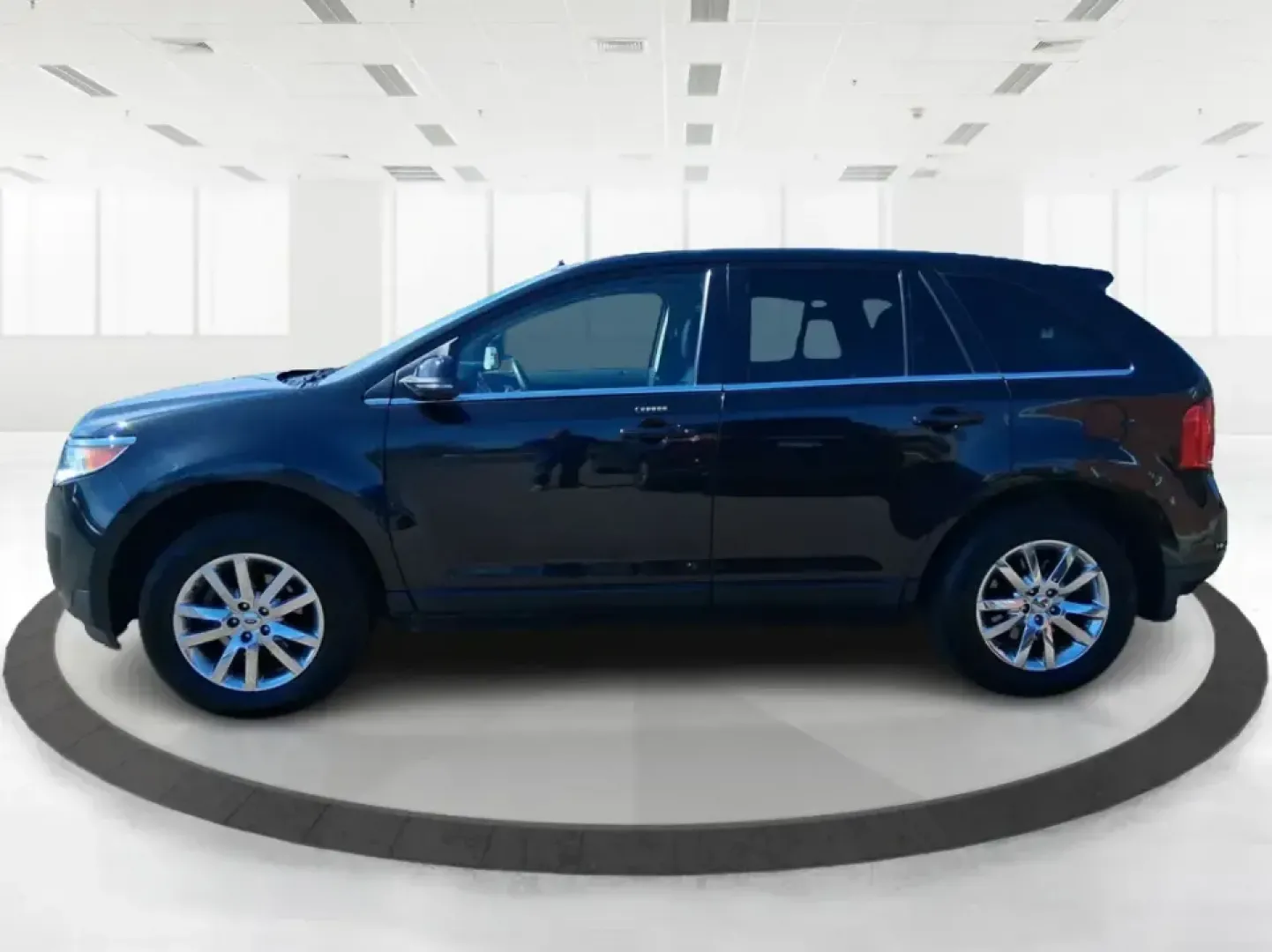 2014 Ford Edge Limited (2FMDK4KC1EB) with an 3.5L V-6 DOHC engine, 6-Speed Automatic transmission, located at 1099 N County Rd 25A , Troy, OH, 45373, (937) 908-9800, 40.057079, -84.212883 - Need an SUV that can handle Ohio's changing weather, keep everyone comfortable on school runs, and still feel upscale on date night or weekend getaways? This 2014 Ford Edge Limited in Tuxedo Black Metallic is built for real life in Troy-whether you're commuting down I75, running errands along N Coun - Photo#5