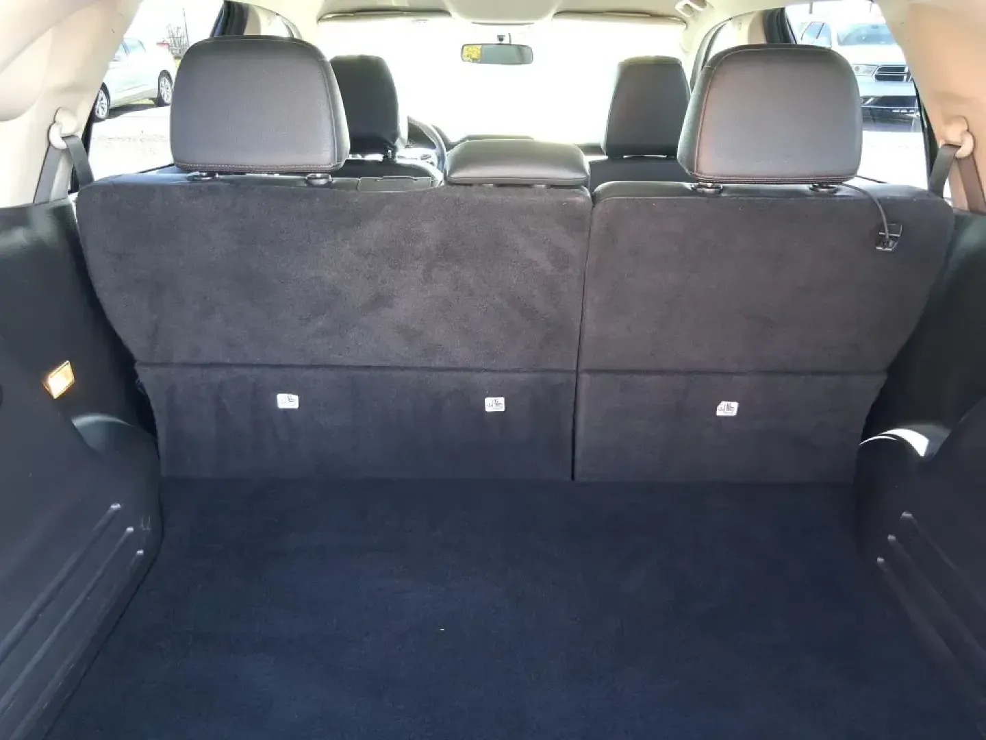 2014 Ford Edge Limited (2FMDK4KC1EB) with an 3.5L V-6 DOHC engine, 6-Speed Automatic transmission, located at 1099 N County Rd 25A , Troy, OH, 45373, (937) 908-9800, 40.057079, -84.212883 - Need an SUV that can handle Ohio's changing weather, keep everyone comfortable on school runs, and still feel upscale on date night or weekend getaways? This 2014 Ford Edge Limited in Tuxedo Black Metallic is built for real life in Troy-whether you're commuting down I75, running errands along N Coun - Photo#12