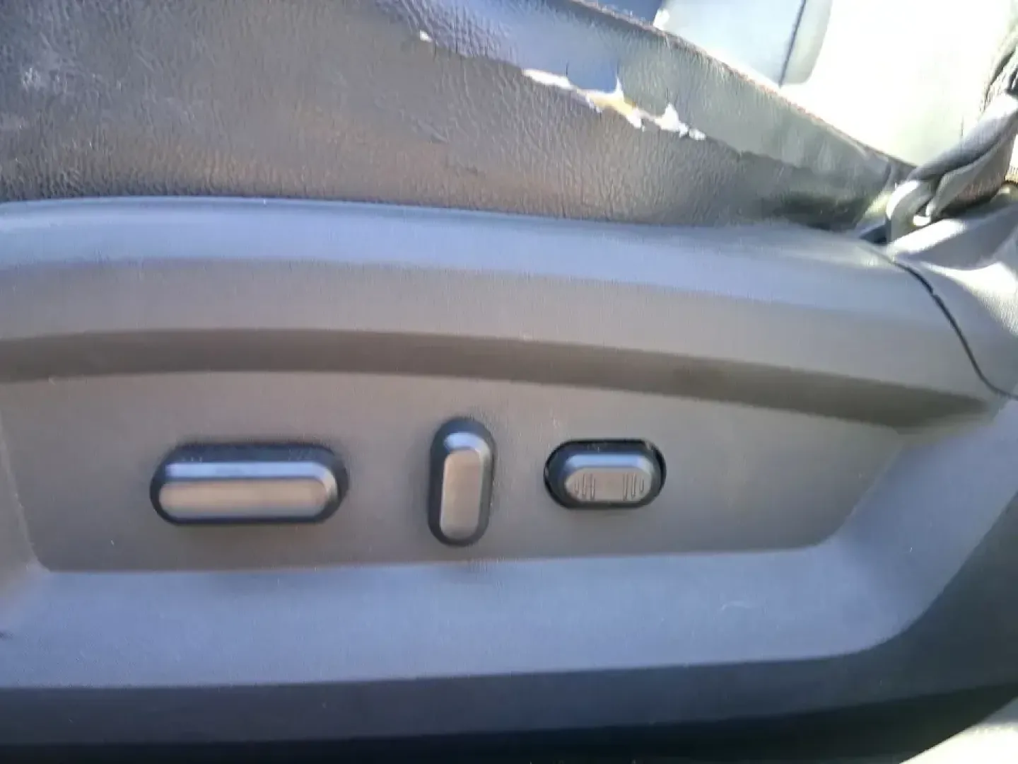 2014 Ford Edge Limited (2FMDK4KC1EB) with an 3.5L V-6 DOHC engine, 6-Speed Automatic transmission, located at 1099 N County Rd 25A , Troy, OH, 45373, (937) 908-9800, 40.057079, -84.212883 - Need an SUV that can handle Ohio's changing weather, keep everyone comfortable on school runs, and still feel upscale on date night or weekend getaways? This 2014 Ford Edge Limited in Tuxedo Black Metallic is built for real life in Troy-whether you're commuting down I75, running errands along N Coun - Photo#18