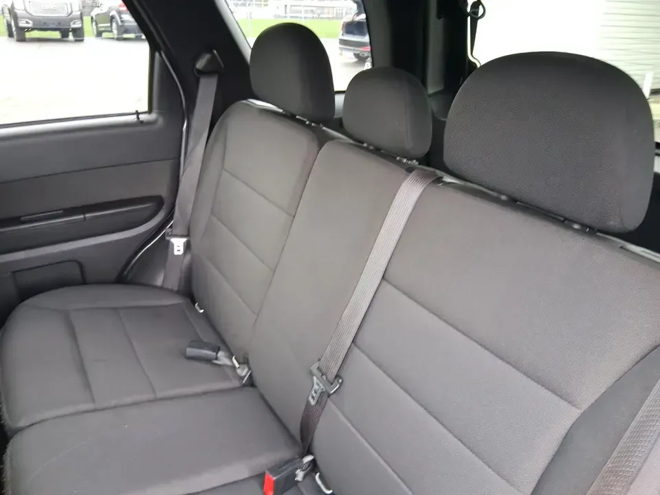 2012 Ford Escape XLT (1FMCU9D70CK) with an 2.5L L4 DOHC 16V engine, 6-Speed Automatic transmission, located at 1184 Kauffman Ave, Fairborn, OH, 45324, (937) 908-9800, 39.807072, -84.030914 - 2012 Ford Escape XLT - Photo#10