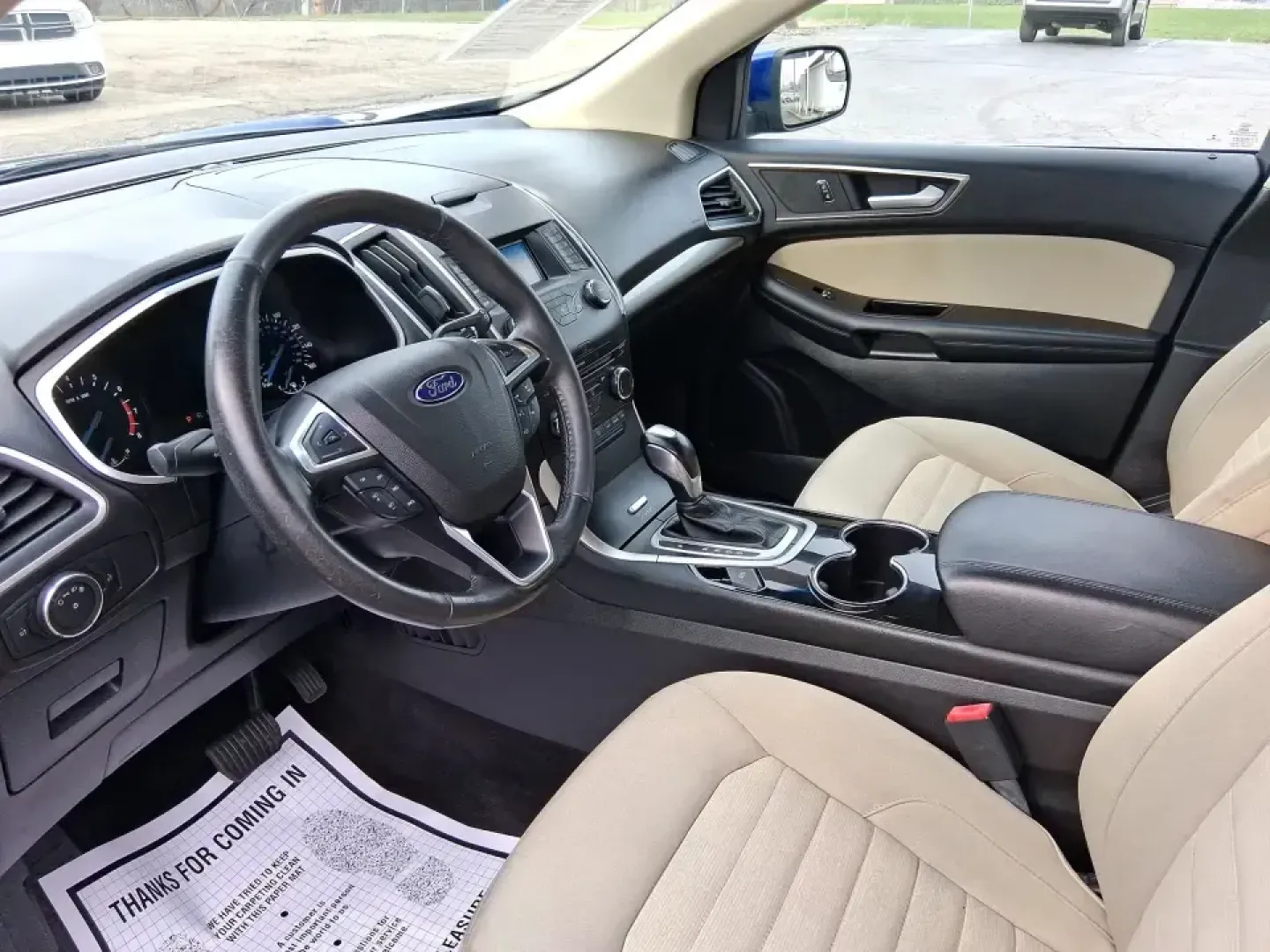 2015 Ford Edge SEL (2FMPK4J88FB) with an 3.5L V6 DOHC 24V engine, 6A transmission, located at 880 E. National Road, Vandalia, OH, 45377, (937) 908-9800, 39.891918, -84.183594 - Picture your next Ohio weekend: a quick grocery run through New Carlisle turns into a spontaneous drive out toward the Mad River, a family outing near the Clark County Fairgrounds, or an easy road trip down I70 and I675 with everyone comfortable and your gear packed. This 2015 Ford Edge SEL is built - Photo#9