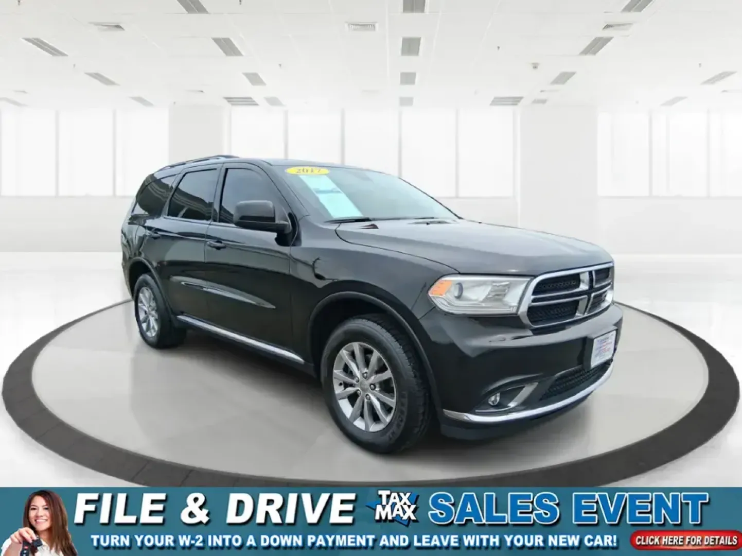 2017 Dodge Durango SXT AWD (1C4RDJAGXHC) with an Pentastar 3.6L V-6 DOHC engine, 8A transmission, located at 4508 South Dixie Dr, Moraine, OH, 45439, (937) 908-9800, 39.689976, -84.218452 - Need one SUV that can handle the weekday school run, the I75 commute, and a loaded-up weekend road trip to Caesar Creek or the Dayton Dragons game? This 2017 Dodge Durango SXT AWD is built for real-life Ohio driving-roomy, confident in all seasons, and versatile enough for growing families, busy pro - Photo#0