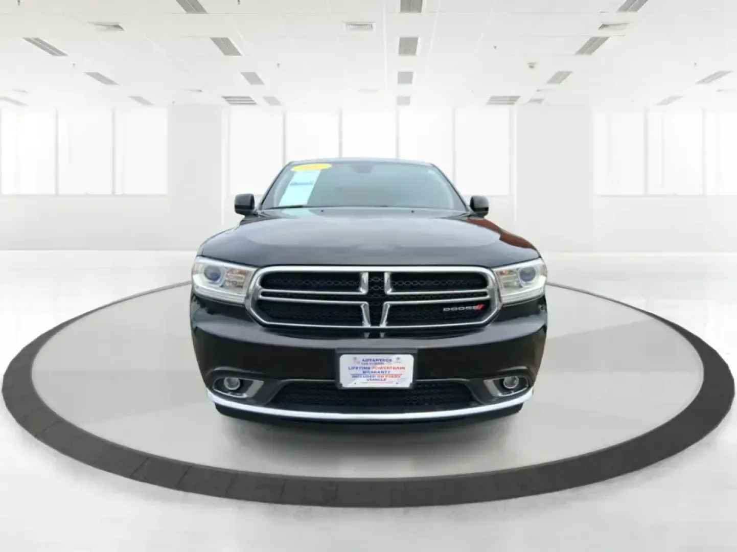 2017 Dodge Durango SXT AWD (1C4RDJAGXHC) with an Pentastar 3.6L V-6 DOHC engine, 8A transmission, located at 4508 South Dixie Dr, Moraine, OH, 45439, (937) 908-9800, 39.689976, -84.218452 - Need one SUV that can handle the weekday school run, the I75 commute, and a loaded-up weekend road trip to Caesar Creek or the Dayton Dragons game? This 2017 Dodge Durango SXT AWD is built for real-life Ohio driving-roomy, confident in all seasons, and versatile enough for growing families, busy pro - Photo#7