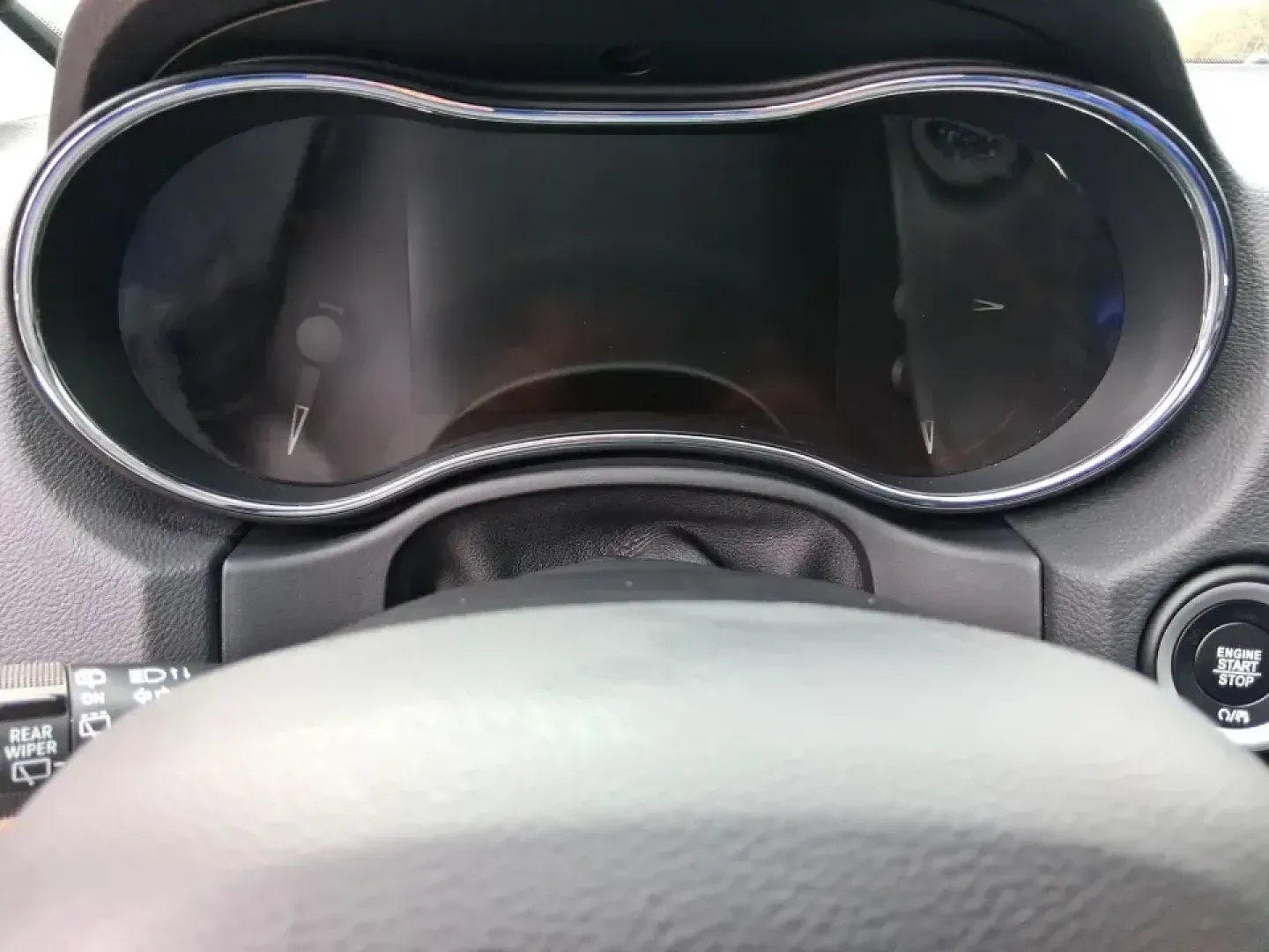 2017 Dodge Durango SXT AWD (1C4RDJAGXHC) with an Pentastar 3.6L V-6 DOHC engine, 8A transmission, located at 4508 South Dixie Dr, Moraine, OH, 45439, (937) 908-9800, 39.689976, -84.218452 - Need one SUV that can handle the weekday school run, the I75 commute, and a loaded-up weekend road trip to Caesar Creek or the Dayton Dragons game? This 2017 Dodge Durango SXT AWD is built for real-life Ohio driving-roomy, confident in all seasons, and versatile enough for growing families, busy pro - Photo#15