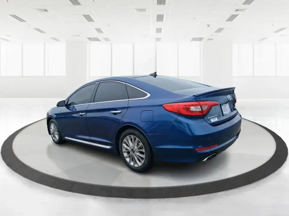 2015 Hyundai Sonata Limited (5NPE34AF5FH) with an 2.4L I-4 gasoline direct injection engine, 6-Speed Automatic transmission, located at 1951 S Dayton Lakeview Rd., New Carlisle, OH, 45344, (937) 908-9800, 39.890999, -84.050255 - Picture your next week going smoother: an easy highway commute up I75, a comfortable school drop-off run through Piqua, and a weekend drive to the Miami County Fairgrounds-all in a sedan that feels upscale without the upscale price. This **2015 Hyundai Sonata Limited** in **Lakeside Blue** is built - Photo#4