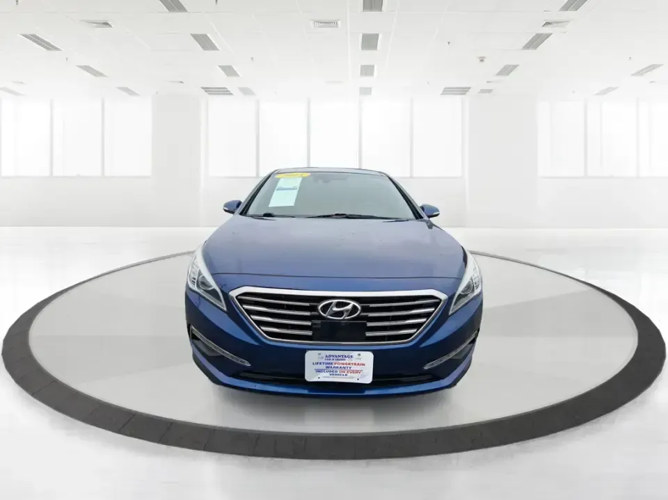 2015 Hyundai Sonata Limited (5NPE34AF5FH) with an 2.4L I-4 gasoline direct injection engine, 6-Speed Automatic transmission, located at 1951 S Dayton Lakeview Rd., New Carlisle, OH, 45344, (937) 908-9800, 39.890999, -84.050255 - Picture your next week going smoother: an easy highway commute up I75, a comfortable school drop-off run through Piqua, and a weekend drive to the Miami County Fairgrounds-all in a sedan that feels upscale without the upscale price. This **2015 Hyundai Sonata Limited** in **Lakeside Blue** is built - Photo#7
